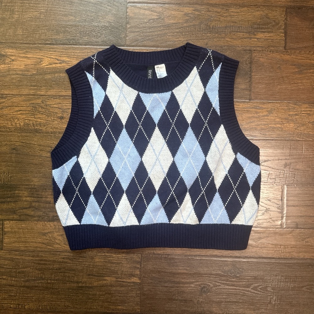 H&M Navy and Light Blue Argyle Sweater Vest